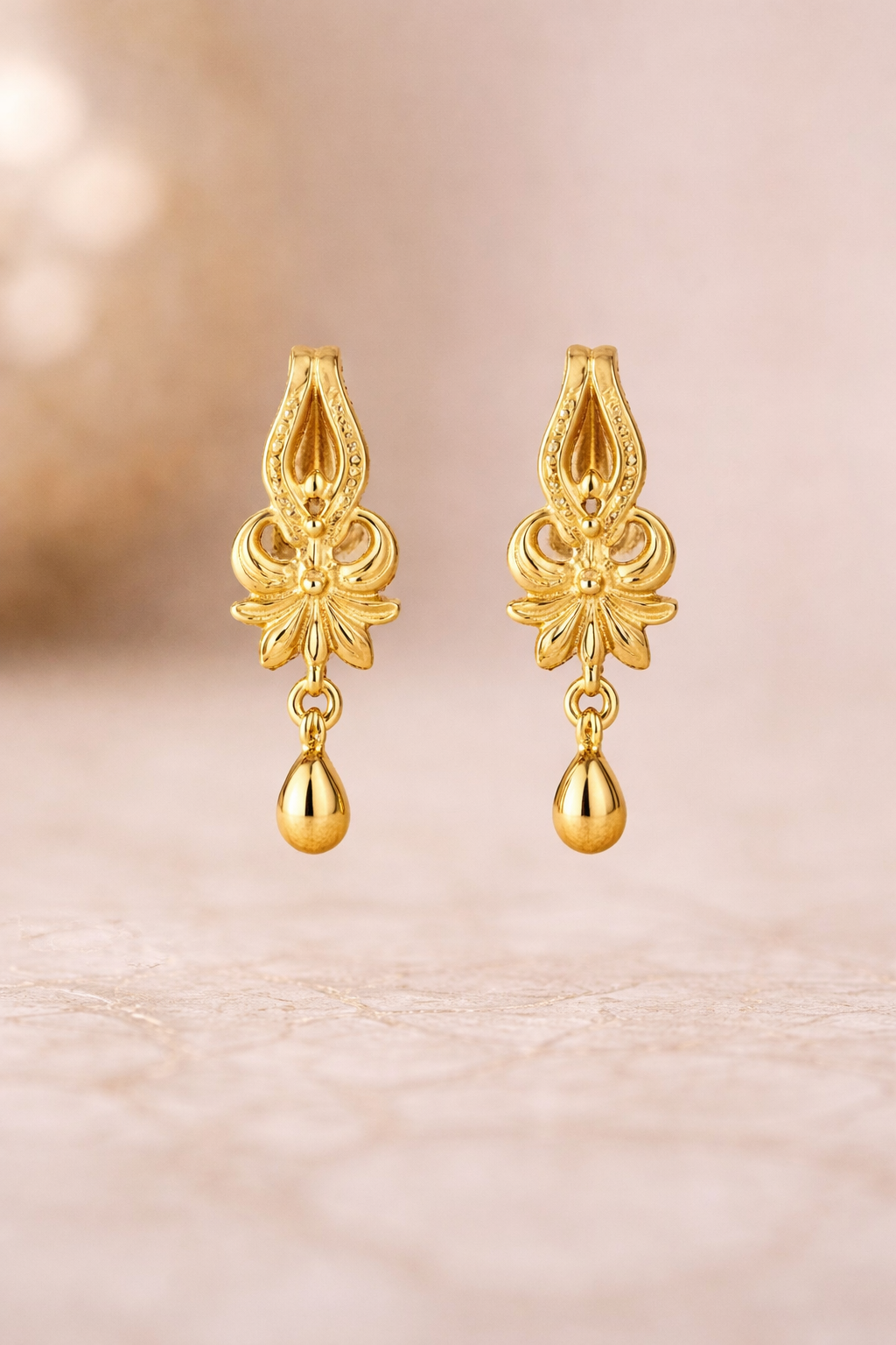 Elegant Floral Vine Gold Necklace Set