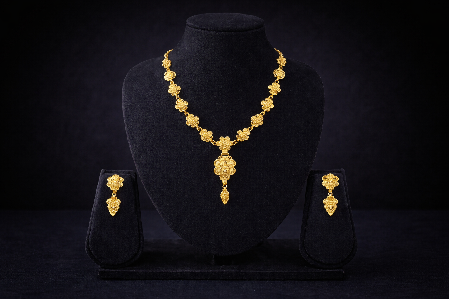 Elegant Floral Drop Gold Necklace