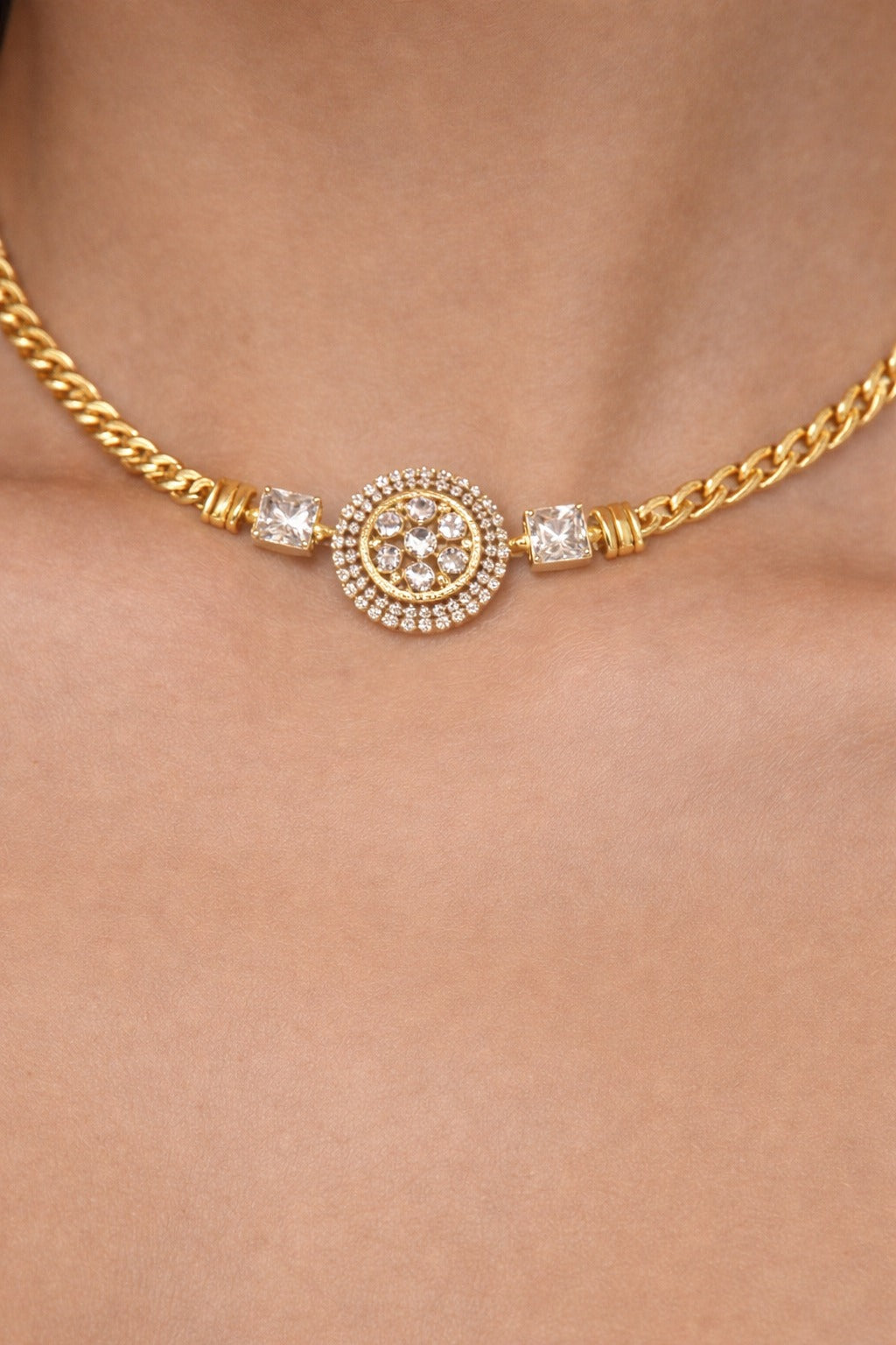 Elegant Diamond-Inspired Gold-Plated Choker Necklace