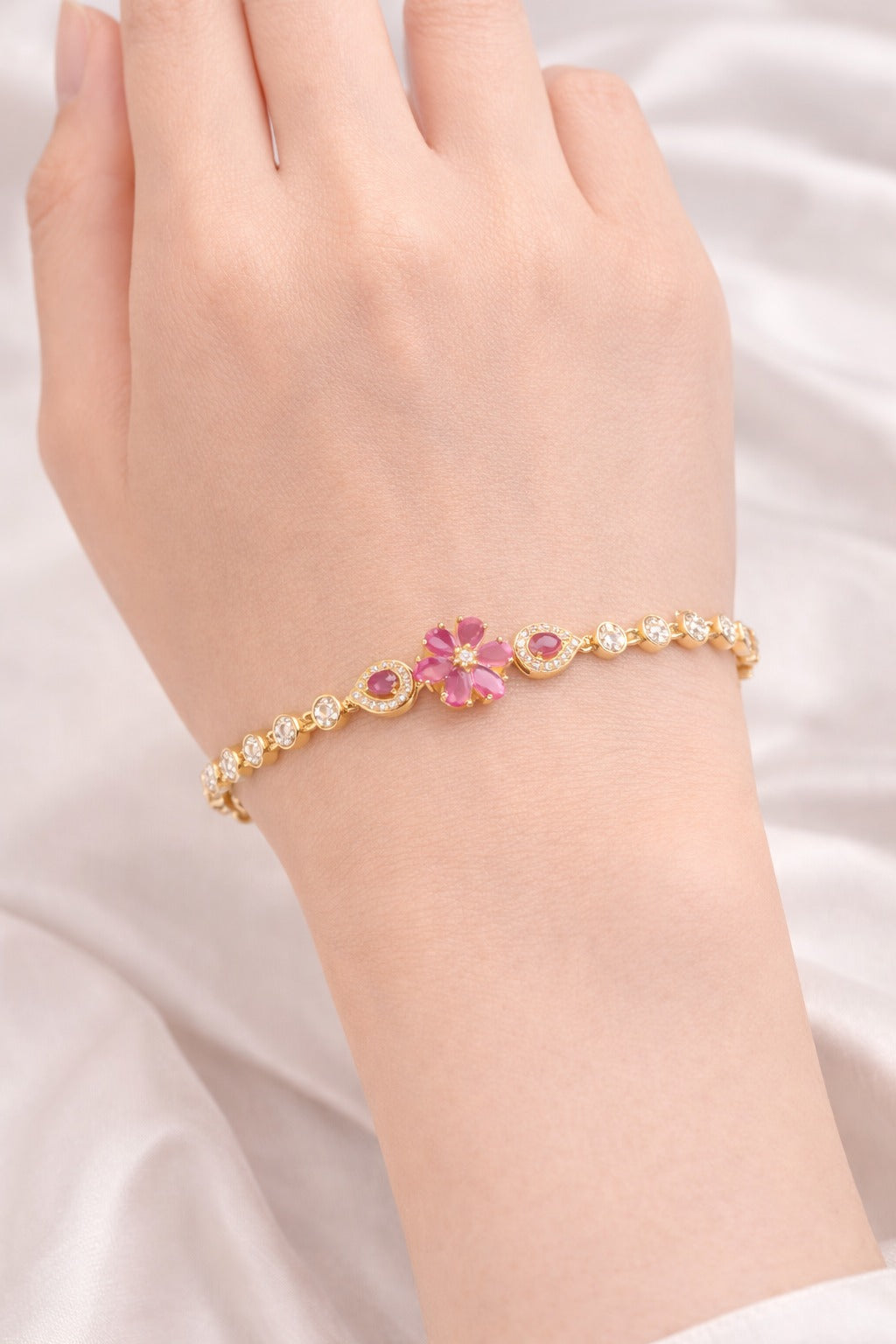 Luxury Gold-Plated Pink Floral Bracelet