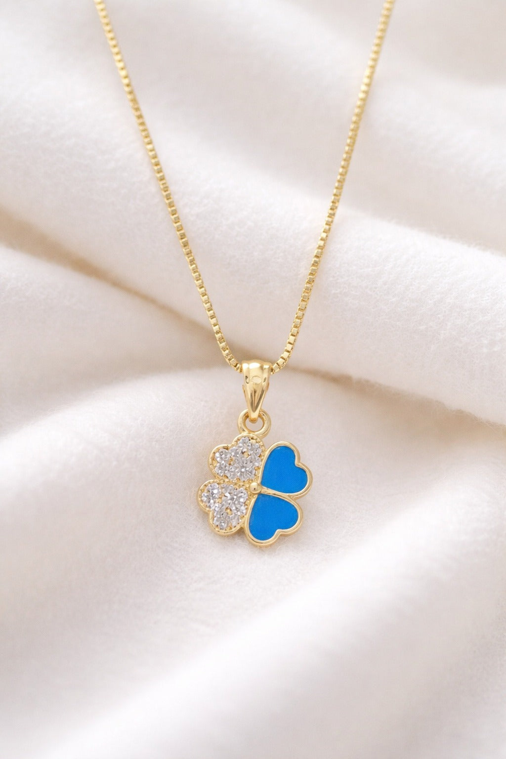 Gold-Plated Blue Clover Diamond-Style Pendant