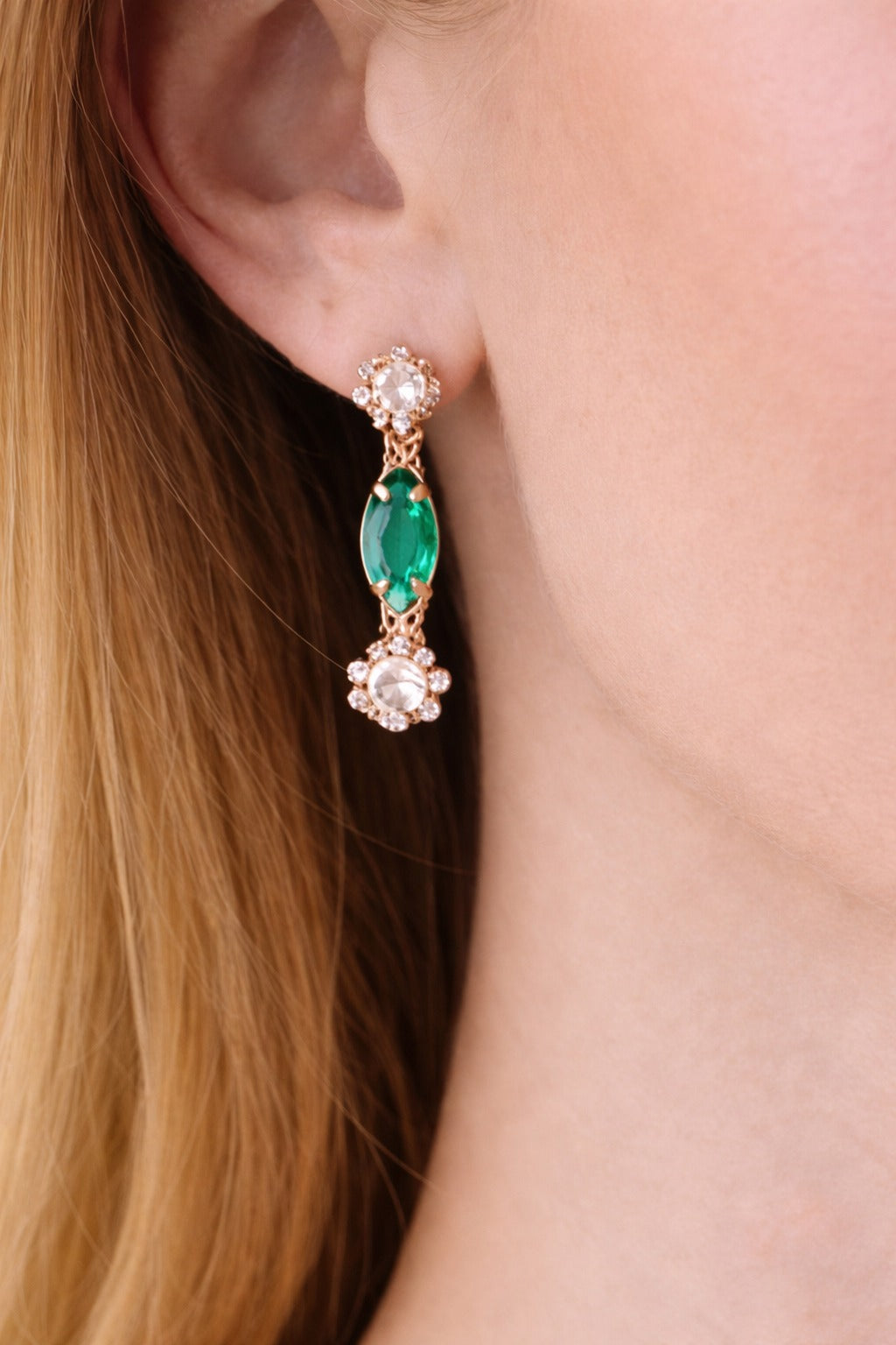 Royal Emerald Elegance Double-Layer Necklace Set with Sparkling Earrings