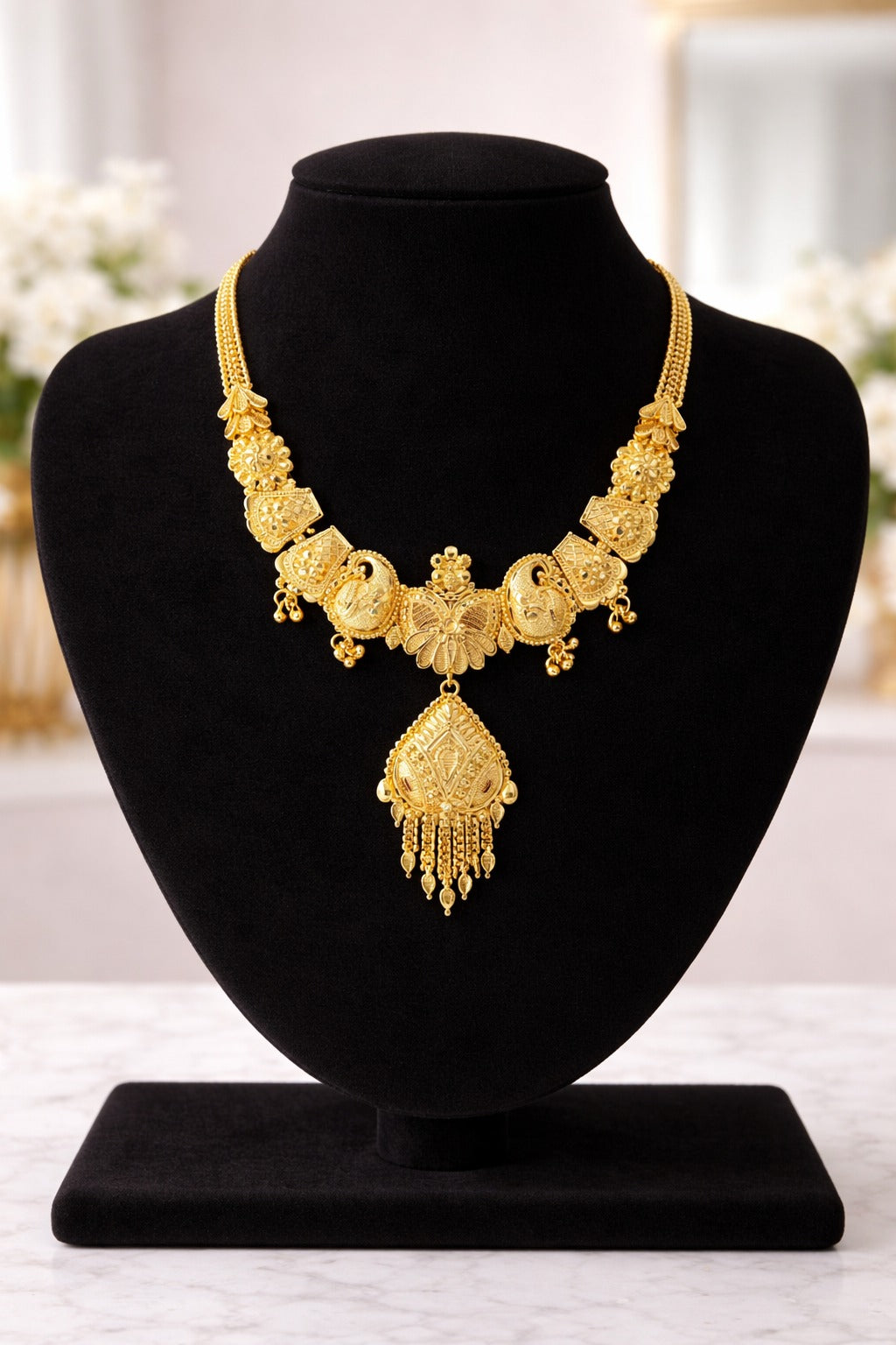 Royal Heritage Gold Bridal Necklace Set with Statement Pendant