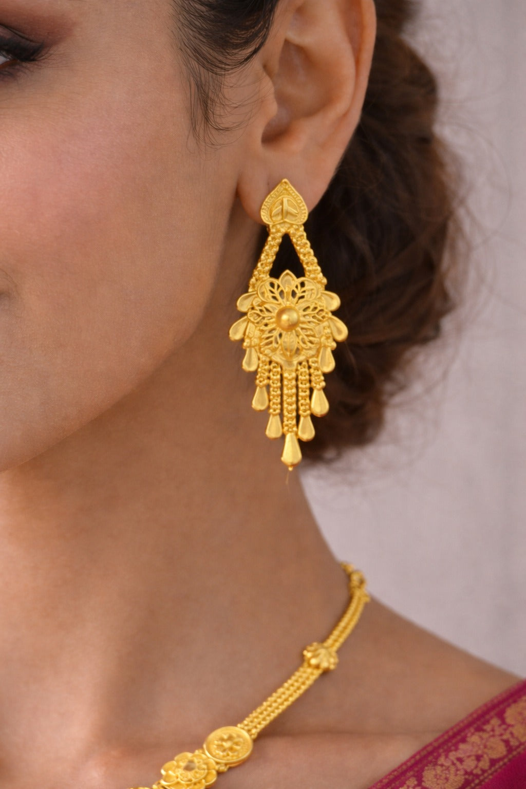 Royal Floral Heritage Gold Necklace Set with Statement Pendant & Elegant Earrings