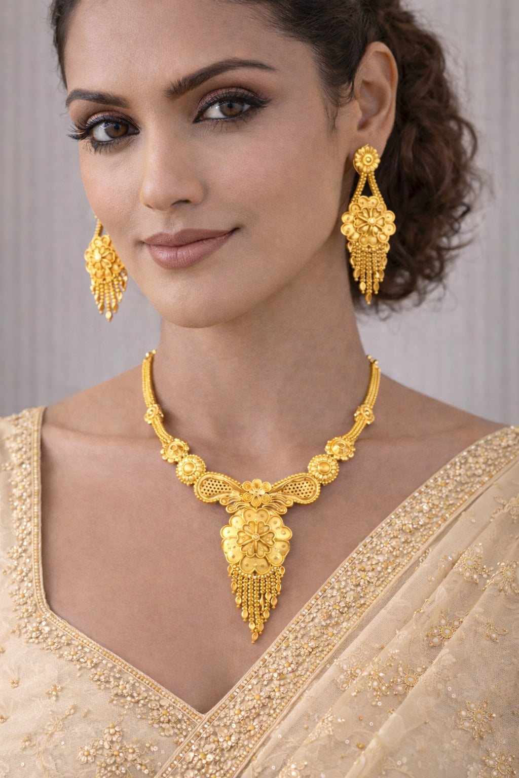 Regal Floral Gold Elegance Necklace Set with Statement Pendant & Drop Earrings