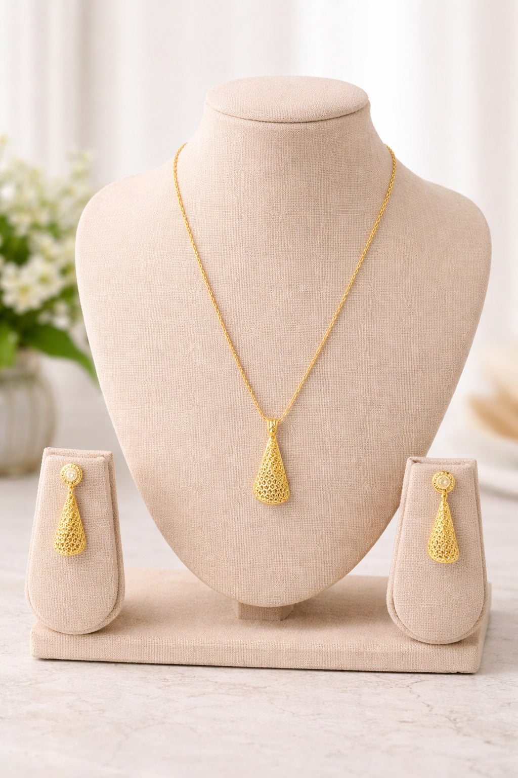 Classic Filigree Drop Long Chain Necklace