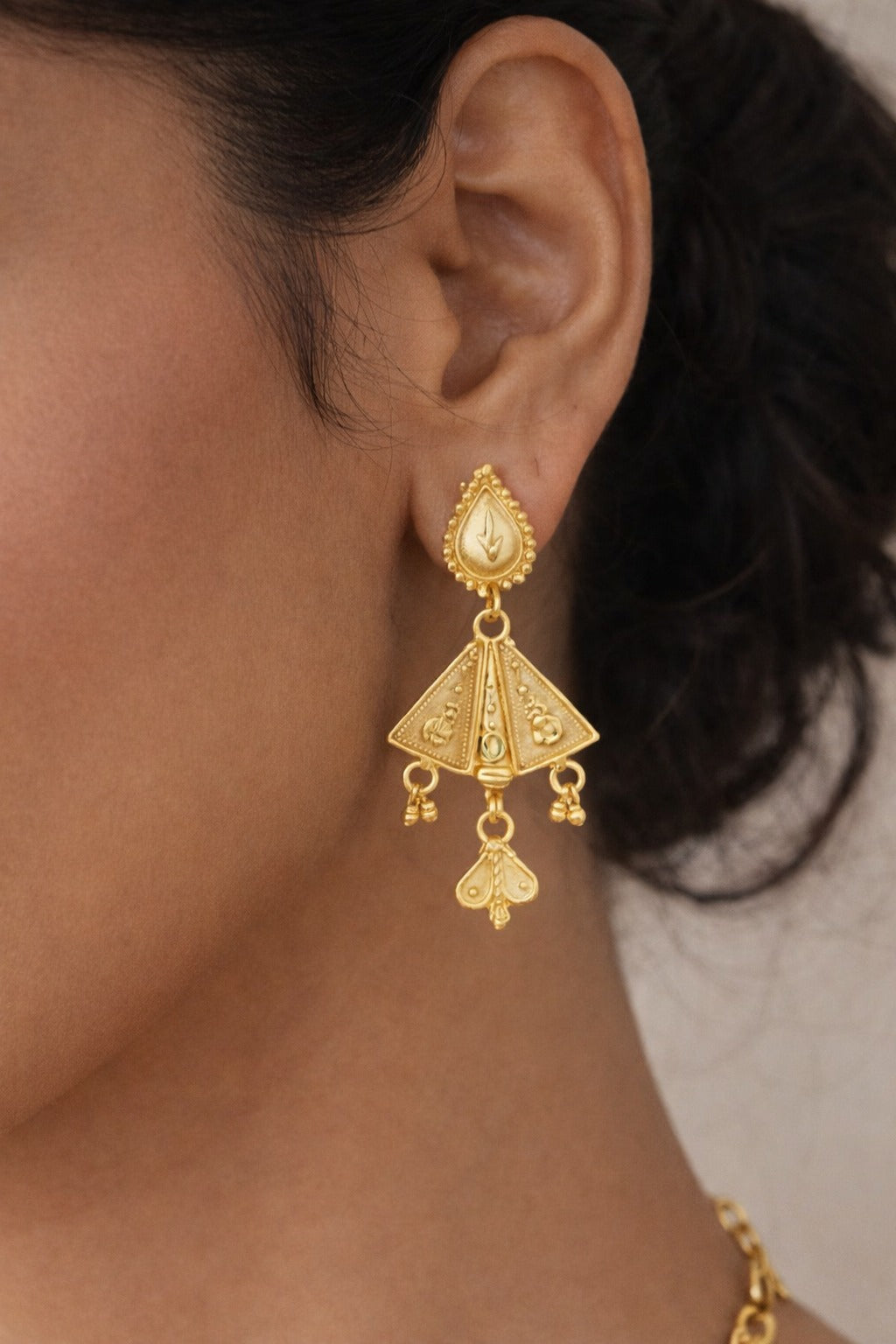 Royal Heritage Temple-Style Gold Necklace Set