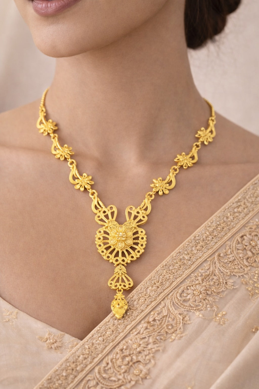 Festive Wear Floral Filigree Gold Necklace