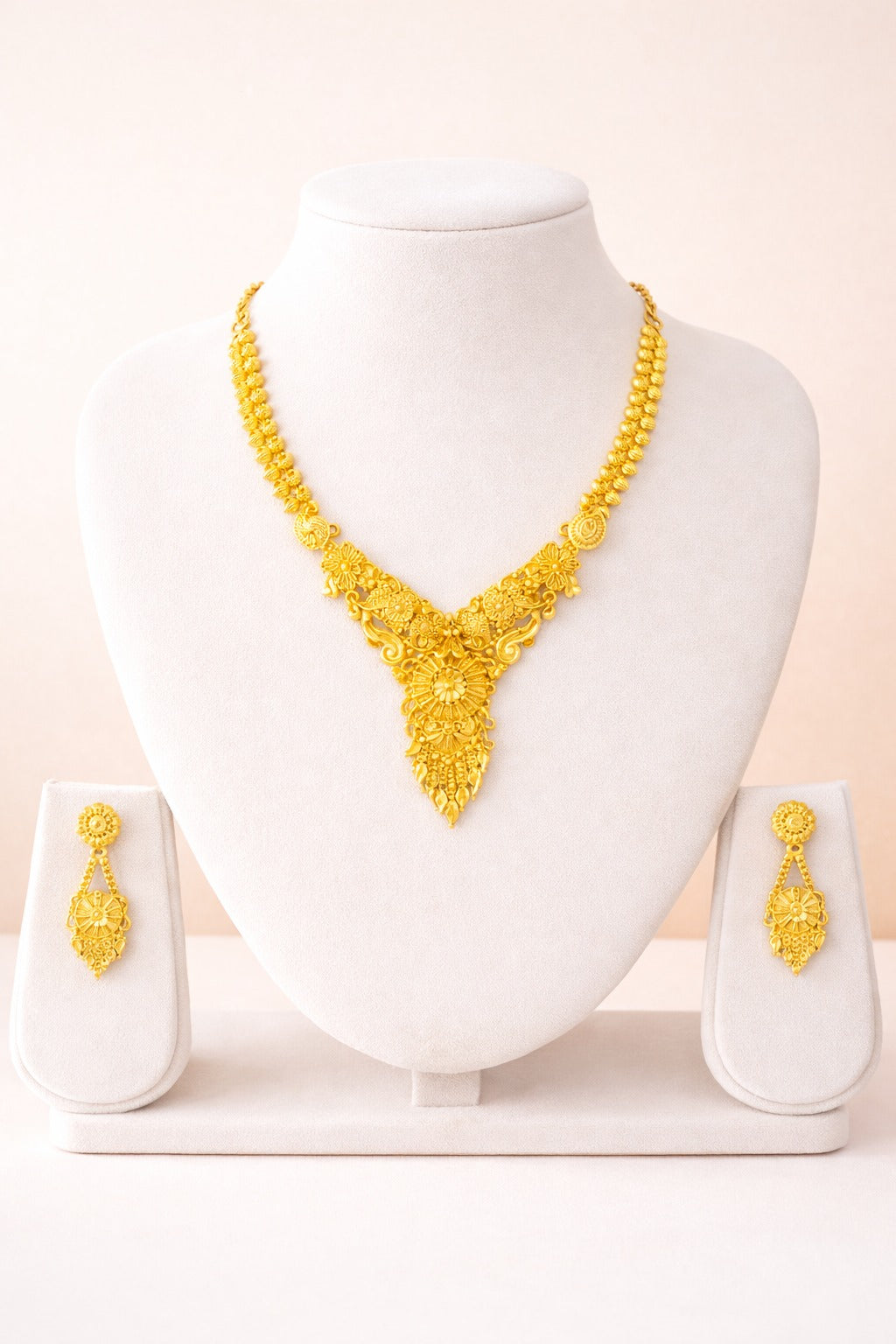 Royal Paisley Blossom Gold Necklace Set