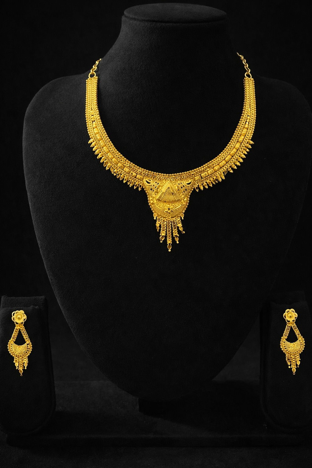 Rajwadi Heritage Gold Necklace & Earrings Set