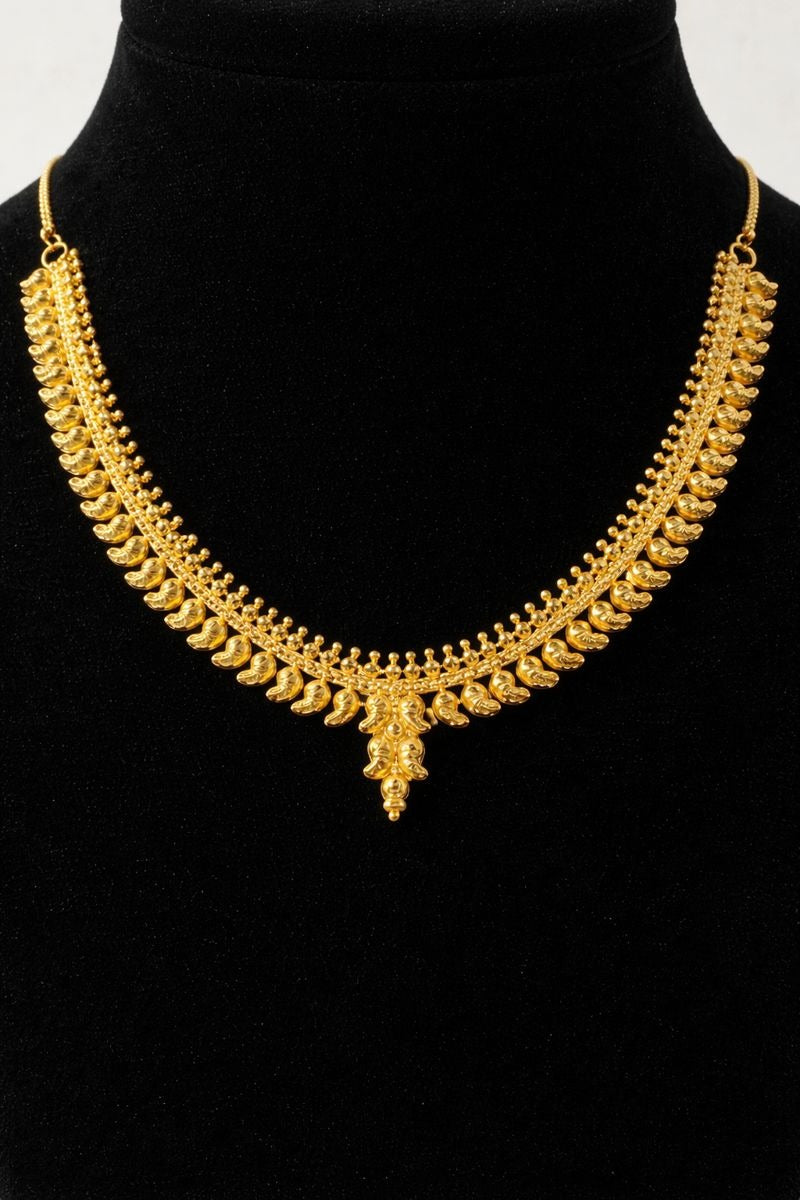 Classic Leaf Motif Gold Necklace & Earrings Set