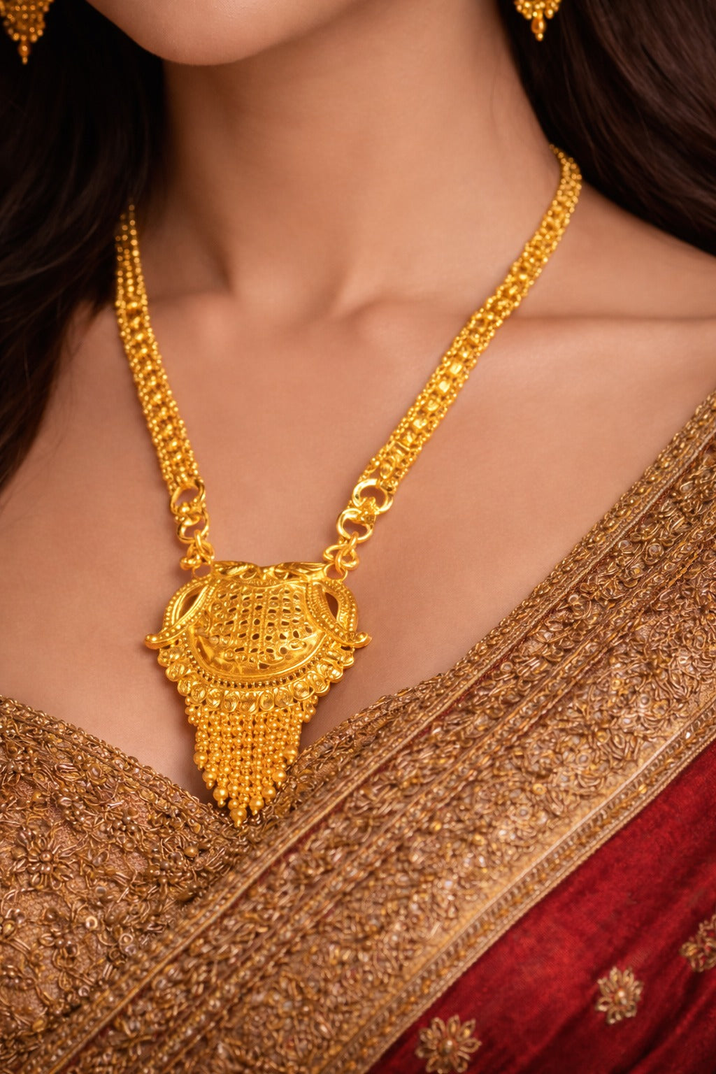 Royal Antique Gold Pendant Necklace Set with Traditional Drop Earrings