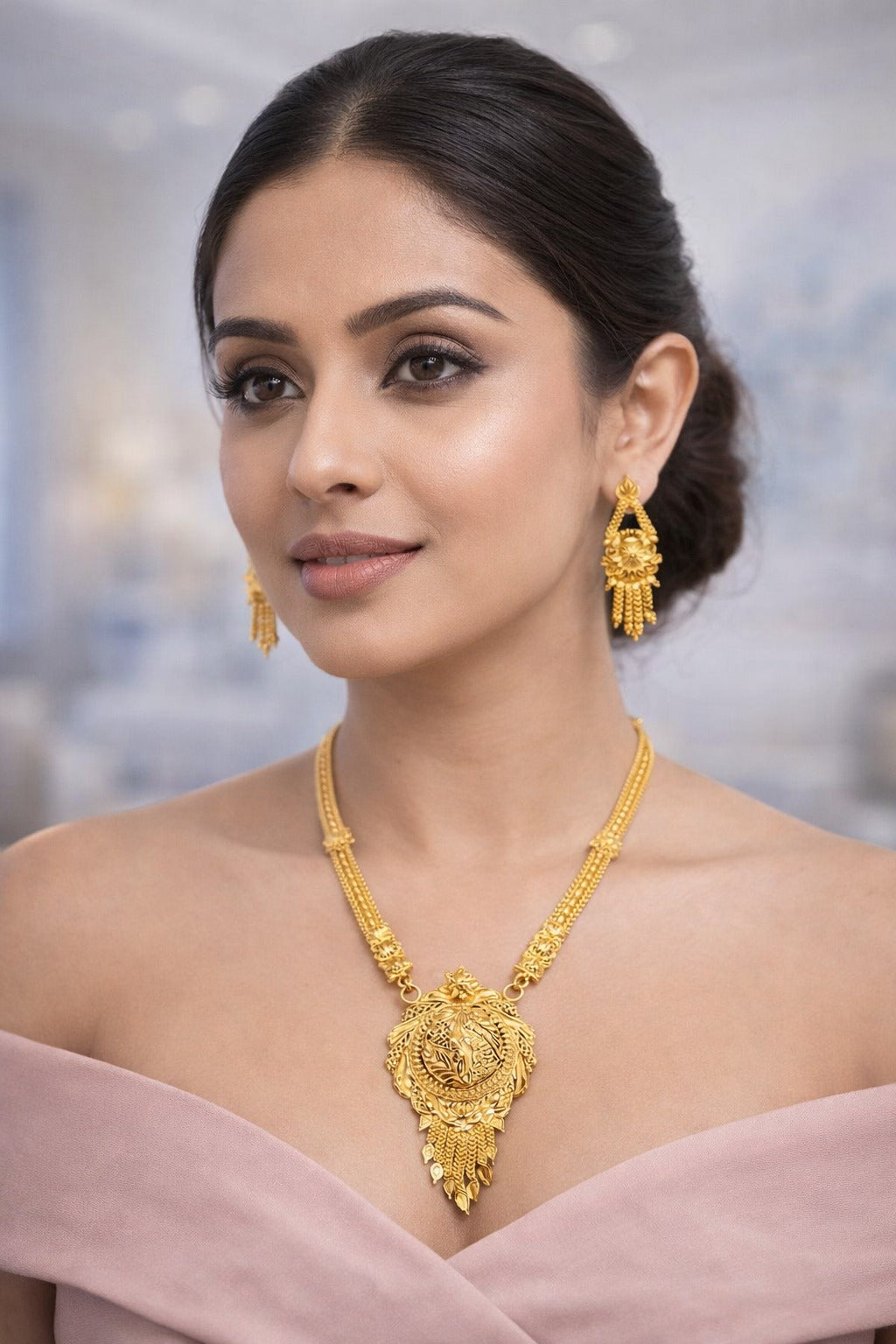 Royal Floral Gold Pendant Necklace Set with Matching Earrings