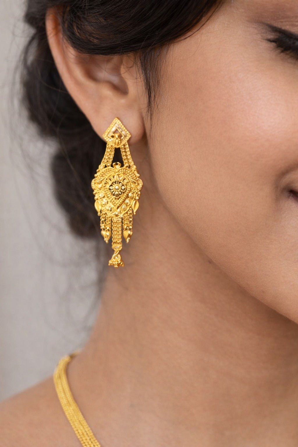 Eternal Royal Drop Gold Necklace & Earrings Set