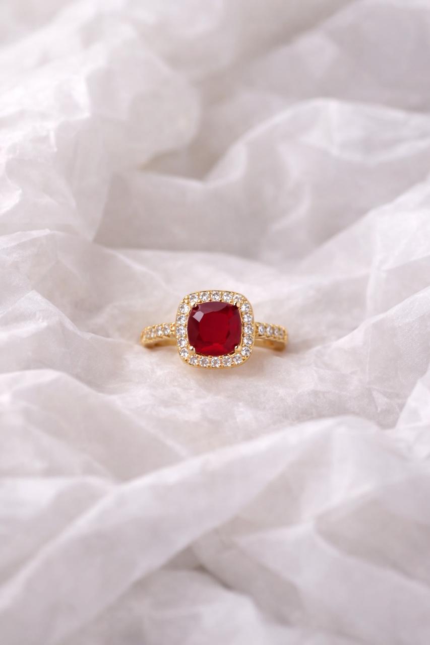 Regal Ruby Glow Gold Ring