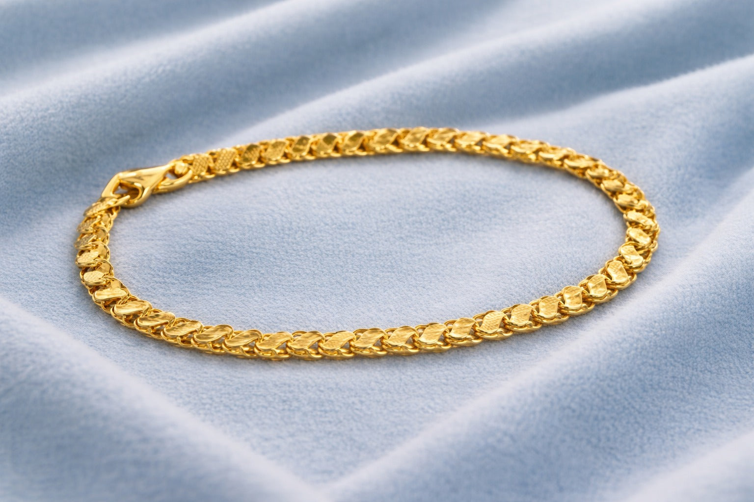 Gold-tone link bracelet