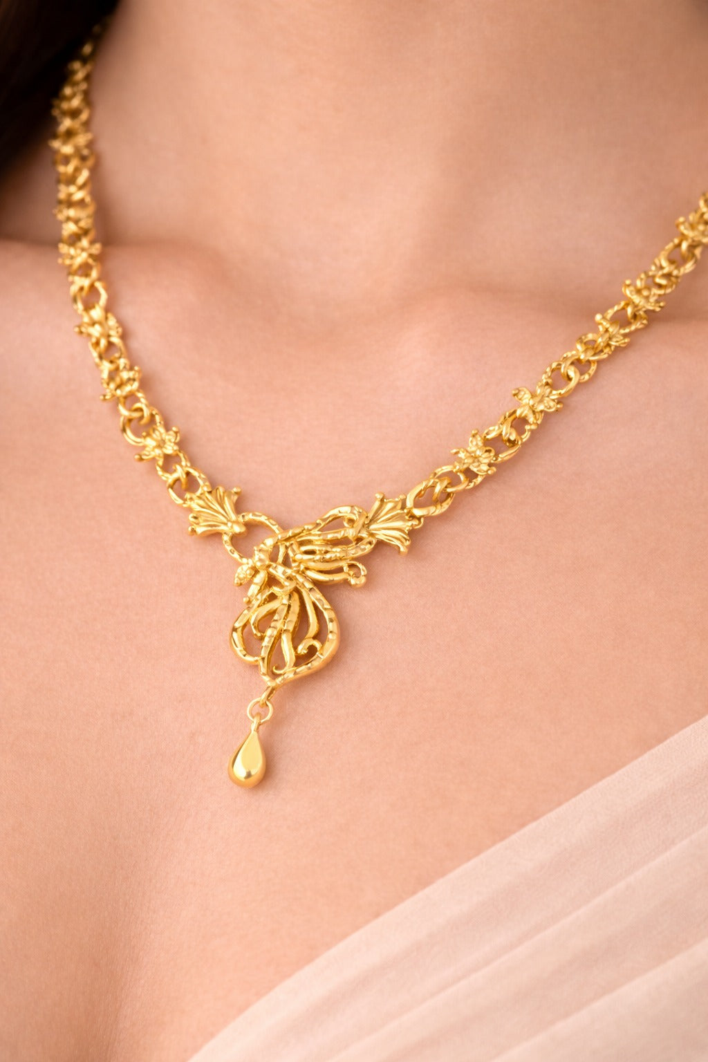 Celestial Bloom Gold Necklace Set with Elegant Drop Pendant & Matching Earrings